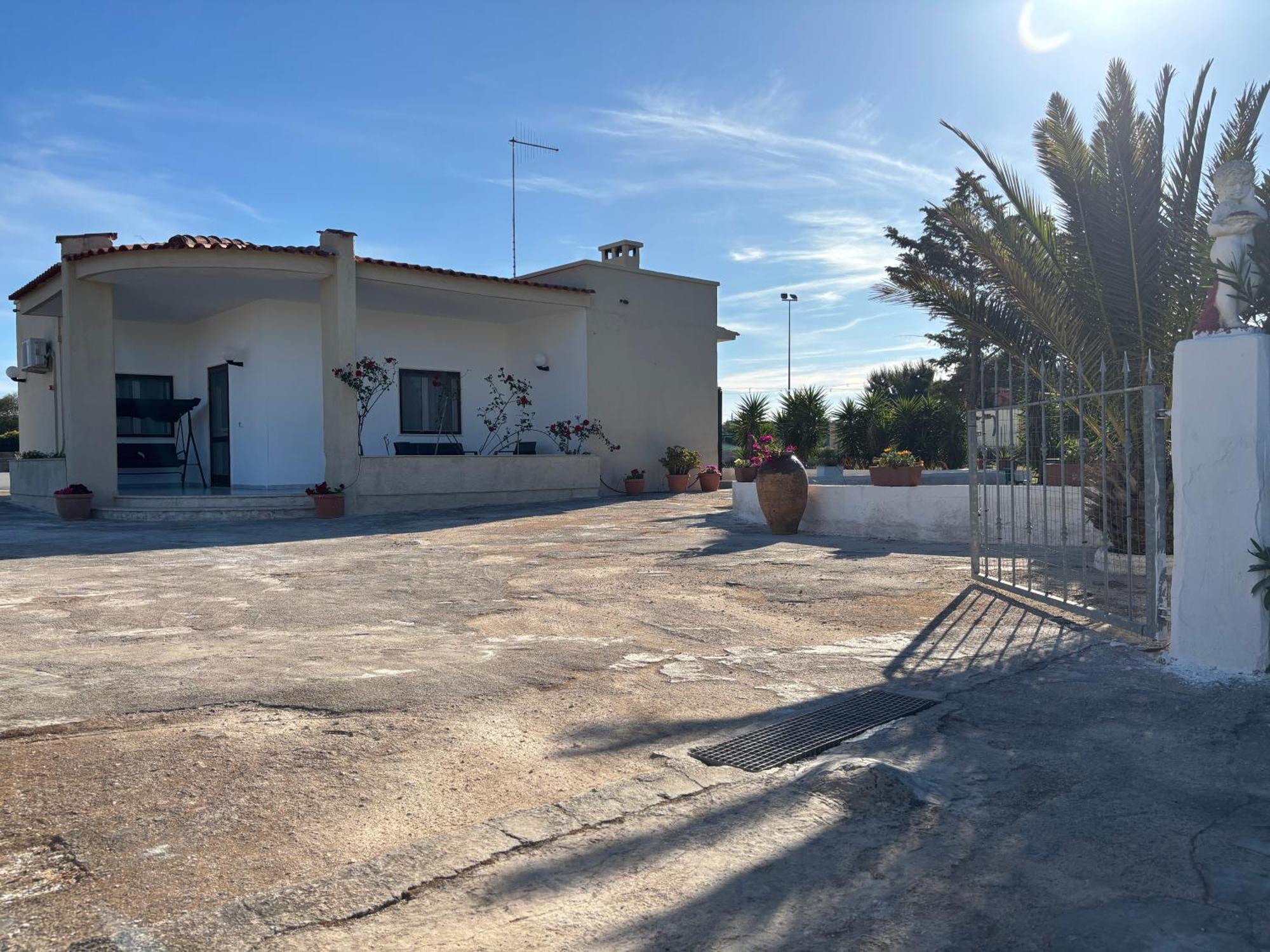 Lilly'S House Torre Santa Sabina Exterior foto